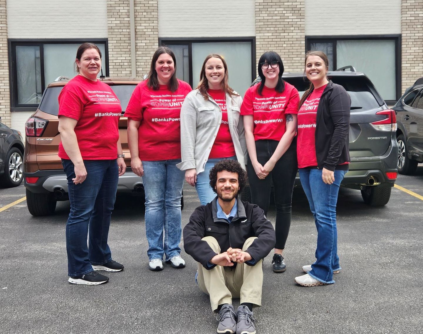 Citizens First Bank employees volunteering with Ladles of Love
