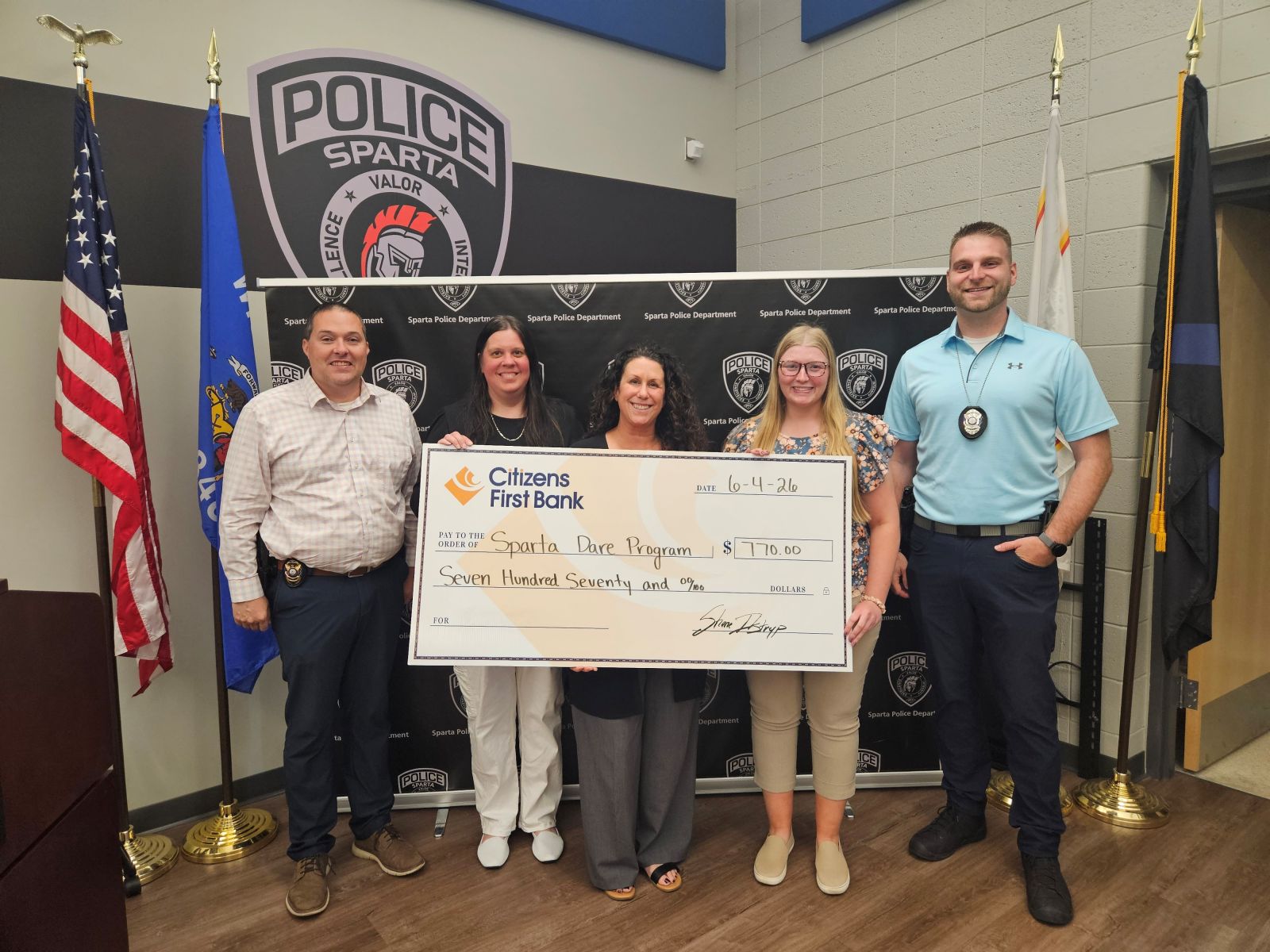 Citizens First Bank supporting the Sparta DARE program