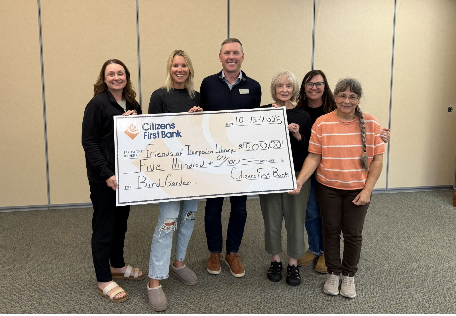 Citizens First Bank supporting the Trempealeau Bird Garden